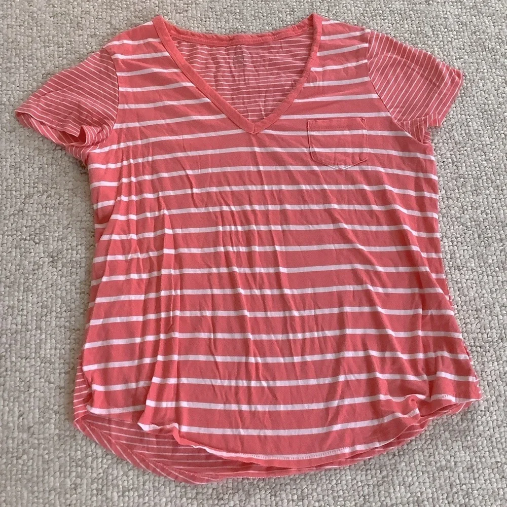 GAP Coral White Striped V Neck Tee Pocket Soft XL
